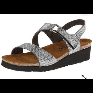 NAOT Pamela Grey Lizard sandal 39